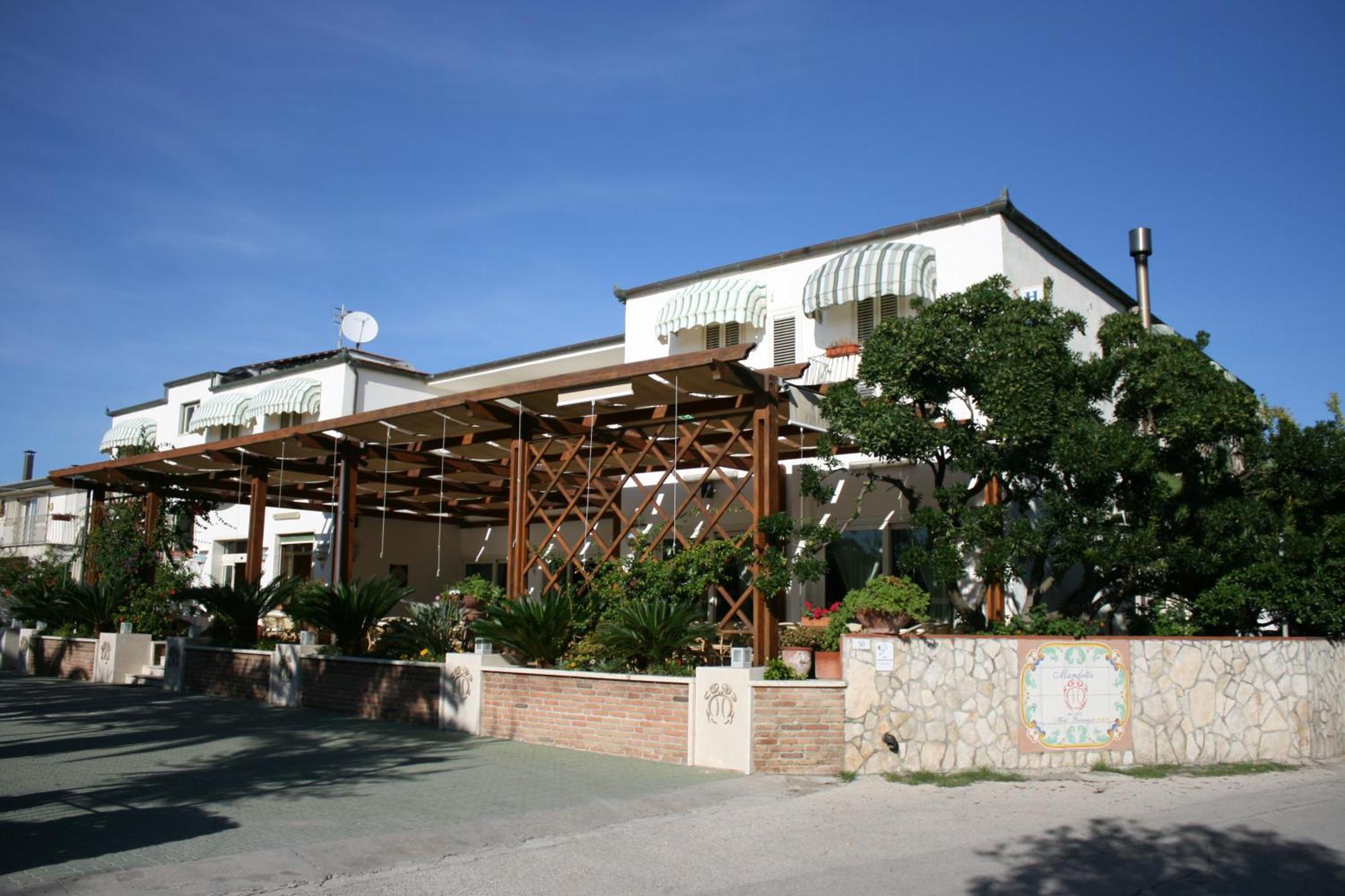 Hotel Mandetta Paestum Exteriör bild