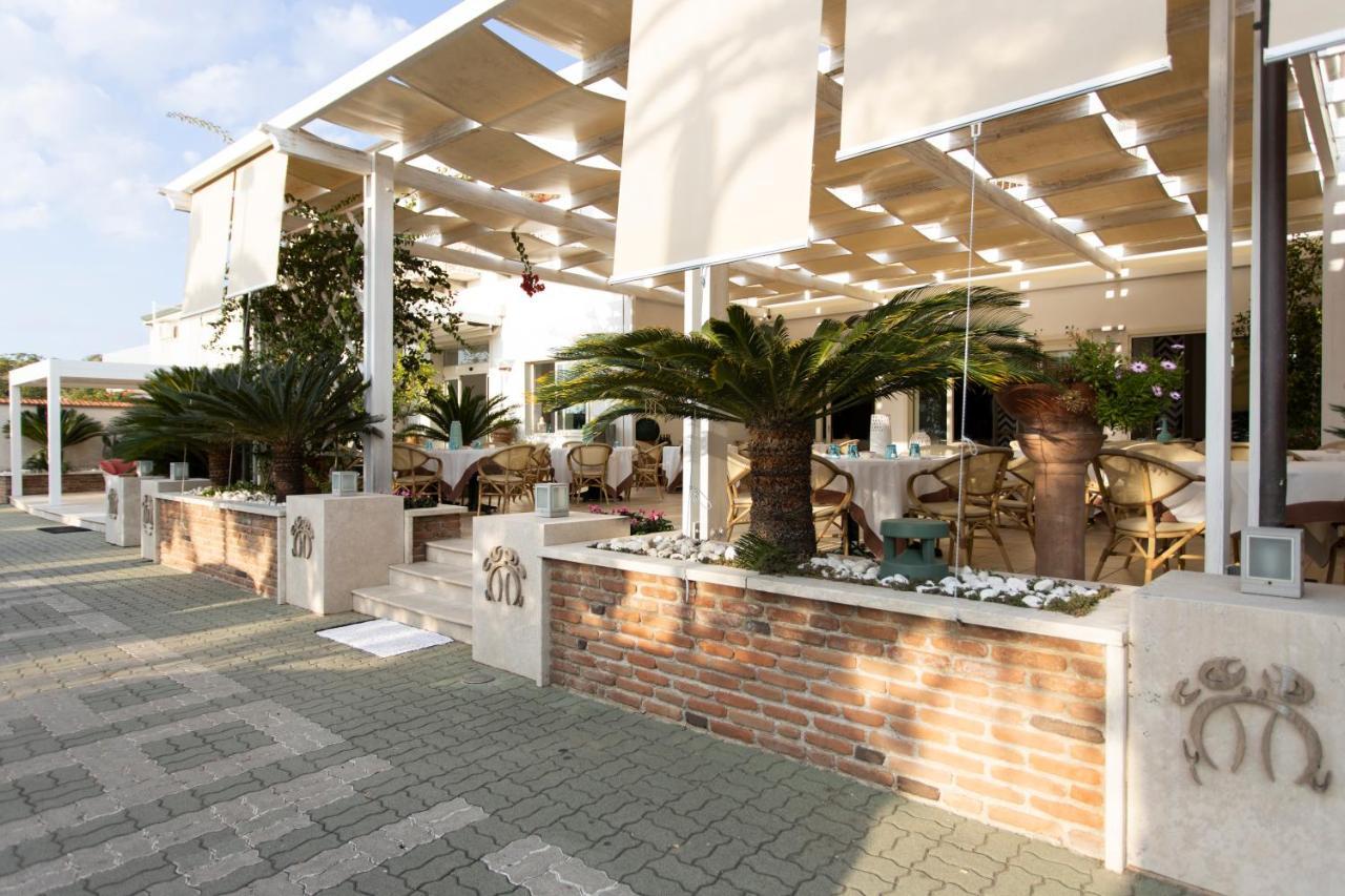 Hotel Mandetta Paestum Exteriör bild